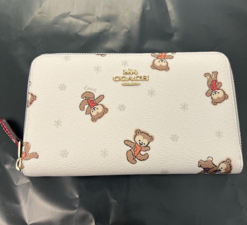 Coach Medium Corner Zip Wallet With Bear Snowflake Print White Size One  Size - $125 (45% Off Retail) - From Emily