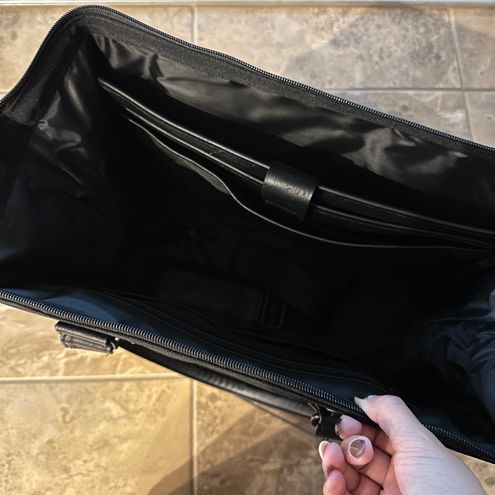 Béis Mini Weekender Bag in Black