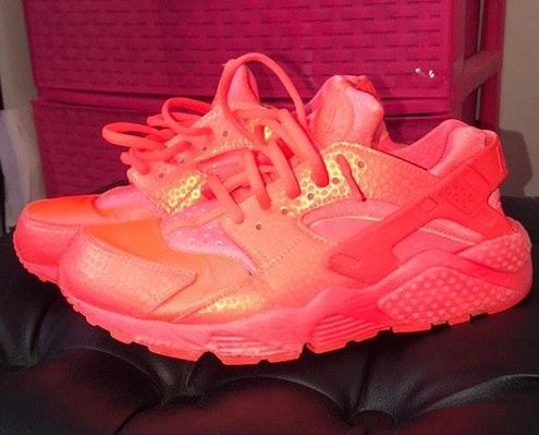 peach huaraches