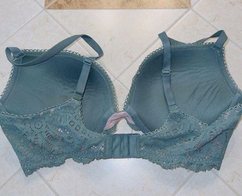 Victoria's Secret VS Green Dream Angels Push Up Underwire bra size 36D -  $21 - From Autumn