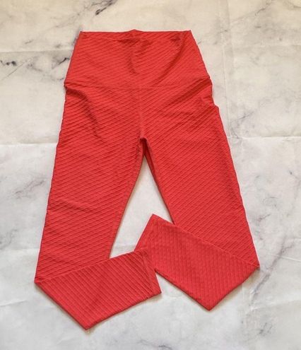Born Primitive Paragon Legging in Fiery Rose Red Size M - $50 (35% Off  Retail) - From Amy