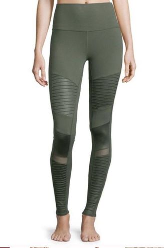 Alo Yoga Alo Moto athletic leggings Size XXS - $31 - From Chadney