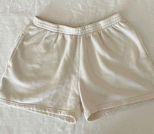 Rosa Sweatshorts – Brandy Melville  Rosa sweatshorts, Cute casual outfits,  Short outfits