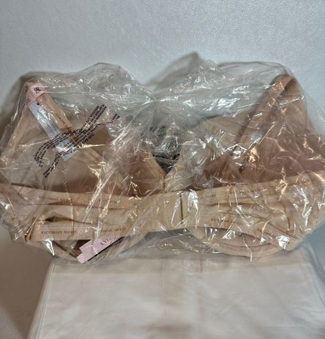 Victoria's Secret THE T-SHIRT Lightly-Lined Full Coverage Bra casual comfy  Tan Size 34 F / DDD - $25 (37% Off Retail) New With Tags - From Mayser