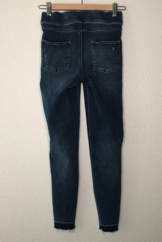 SPANX Distressed Ankle Skinny Denim Legging 20203R Medium Wash - Size XS 