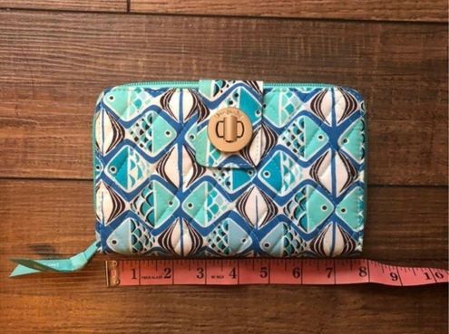 Vera Bradley RFID Leather Carryall