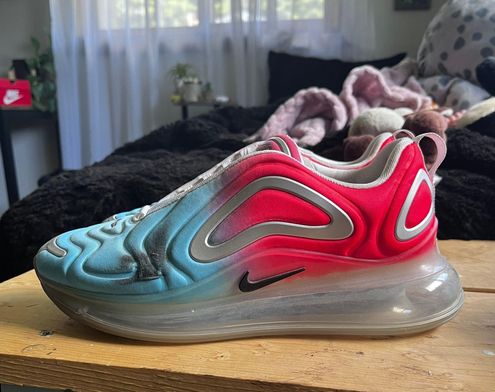 Nike Blue Pink Air Max 720 Multiple Size 9 - $82 (56% Off Retail