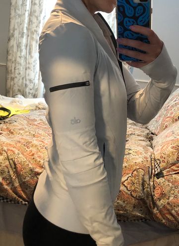 Alo Yoga Full Zip Contour Jacket White Size M - $25 (80% Off Retail) - From  hannah