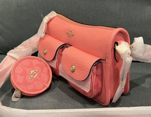 Available on-hand 🤩 COACH PENNIE CROSSBODY WITH COIN CASE Khaki