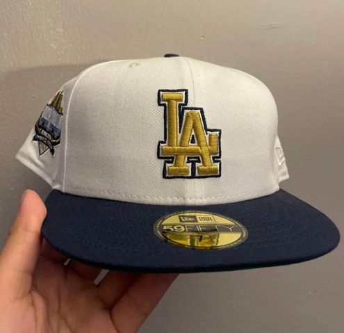 New Era 59FIFTY LA Dodgers Urban Outfitters Fitted Hat 7 3/8 Wool