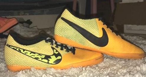 neon nike indoor soccer shoes