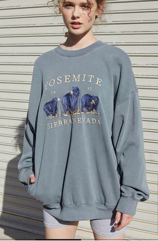 Brandy Melville Yosemite Crewneck Green 