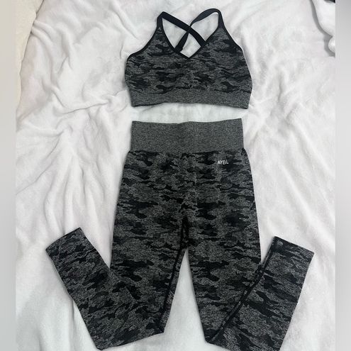 AYBL Evolve Camo Seamless Active Set Multiple Size M - $31 (65% Off Retail)  - From sam