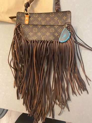 currently obsessed with this Louis Vuitton vintage boho