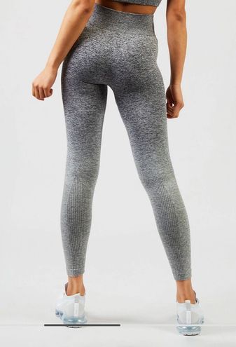 AYBL Womens Size XS Gray Pulse Ombre Seamless Leggings - $26