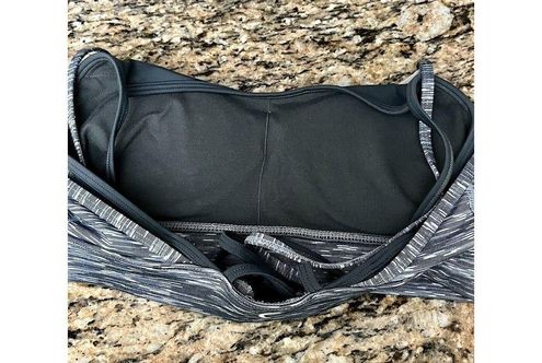 Zyia Active Luxe Strappy Bra Sage Grey Sports Athletic Women's Size Small 