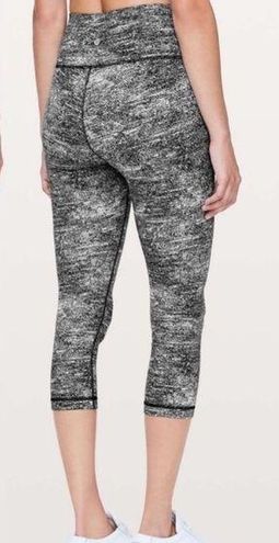 Lululemon Wunder Under Crop Leggings in Rush Jacquard Black White Size 6 -  $45 - From Bri