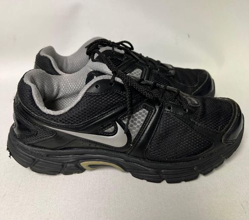 Nike Dart 9 Sneakers Black Size - $30 (62% Retail) - From Isa