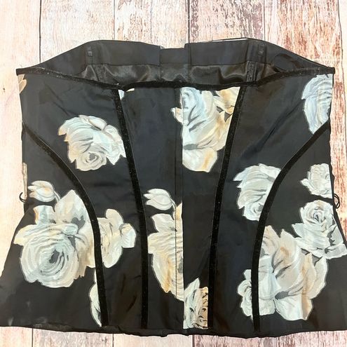 White House  Black Market floral corset‎ top size 14 - $40 - From Shannon