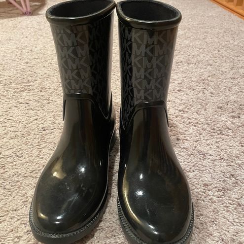 Michael Kors rain boots Size 6 - $40 - From Madi