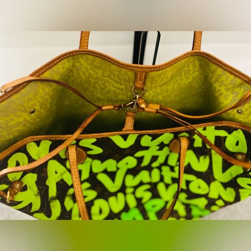 Limited Edition Stephen Sprouse Graffiti Neverfull GM in Neon