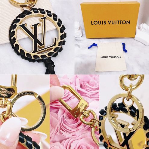 Louis Vuitton Authentic Dreamcatcher Very LV Bag Charm - $528 - From  SAMANTHA