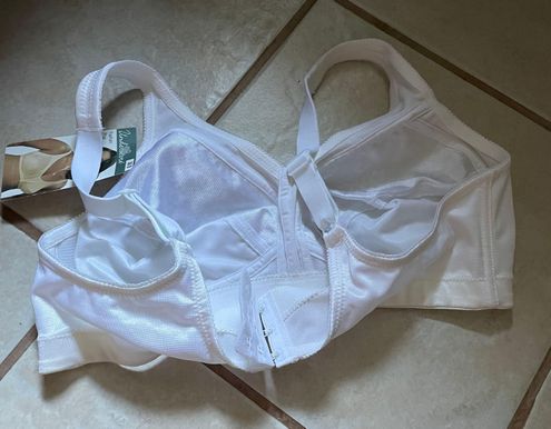 NWT Underscore wirefree Bra Size 36 B - $9 New With Tags - From