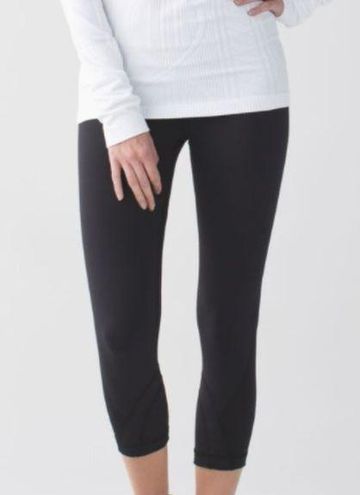 Lululemon Run: Inspire Crop II *Block-It Pocket - Black / Black