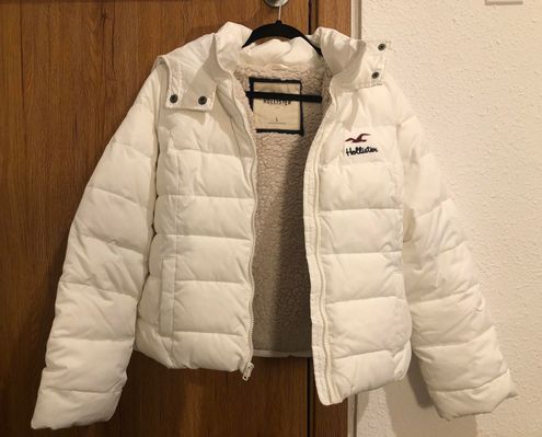 Hollister white puffer coat