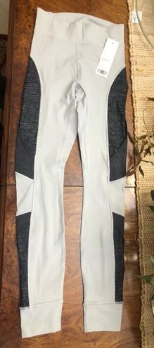 Lululemon Mirage Tight Size 4 Gray - $100 (36% Off Retail) New