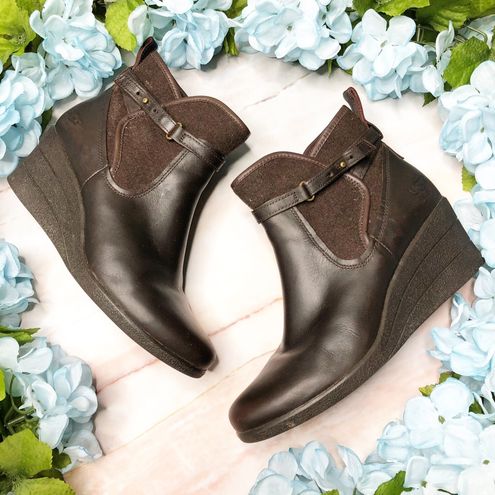 ugg emalie wedge boot