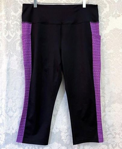 Tek Gear DryTek Women's Performance Capri Leggings In Black/Purple