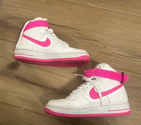 Nike Women's Air Force 1 High White/Laser Fuchsia-True Berry