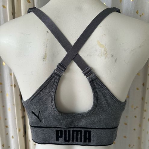 Puma Women's Seamless Sports Bra Adjustable Straps Removable Cups Pads Size  L Size L - $16 - From MamaBears