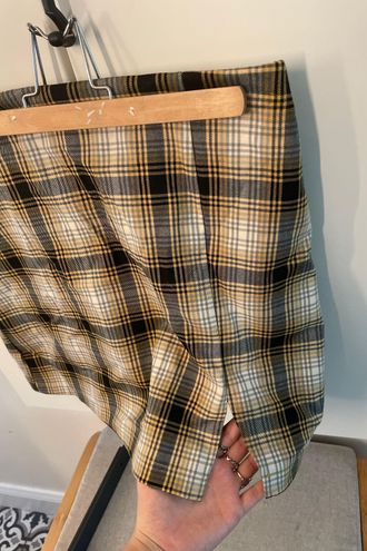 Urban outfitters clearance yellow plaid skirt