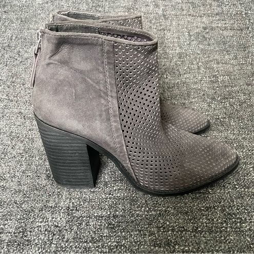 Rumble deals perforated bootie