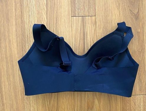 Lululemon Hold True Bra in Black Size undefined - $27 - From Marissa