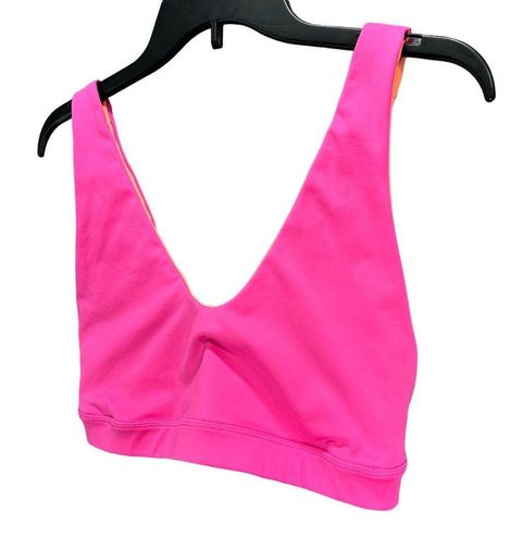 CloudStretch V-neck sports bra