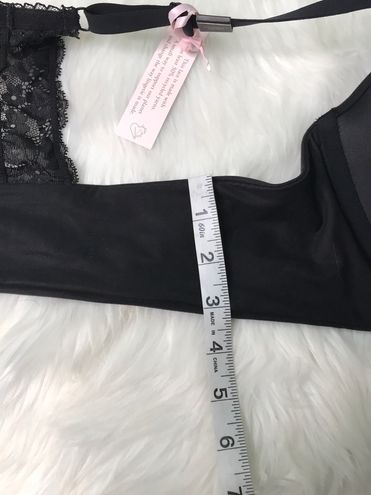 Victoria's Secret Victoria Secret Body By Victoria Bra 38DD Black - $43  (32% Off Retail) - From Rhiannda