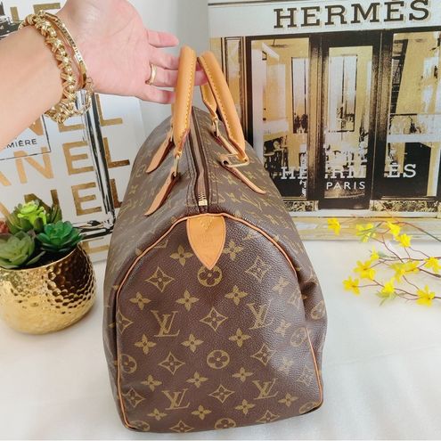 Louis Vuitton 💯Authentic Speedy 35 monogram Canvas - $750 - From Uta