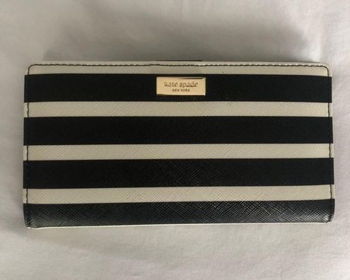 Kate Spade Black And White Striped Wallet - $30 (75% Off Retail) - From  Skylar