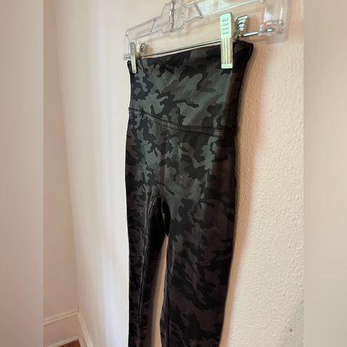 SPANX Camo Black Leggings Size XL - 63% off