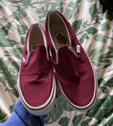 vans maroon slip ons