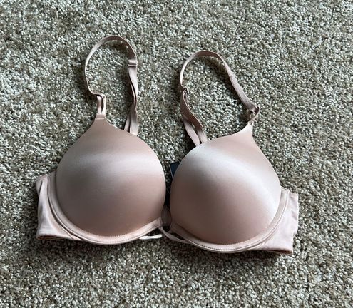 Victoria Secret Bombshell Bra - Size 32C, Women's Fashion, Undergarments &  Loungewear on Carousell