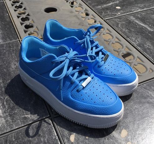 white platform air force 1s