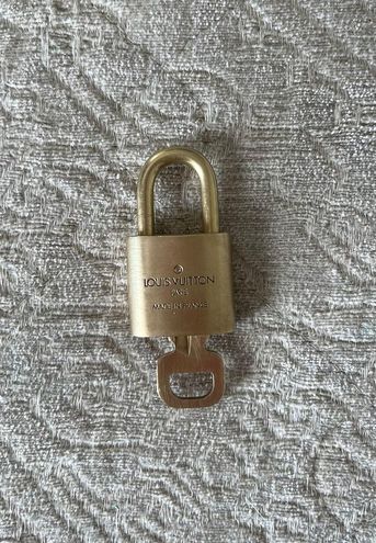 Louis Vuitton Silver Brass Lock and Key Set #323