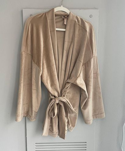 SKIMS Honey Velour Robe Size M - $41 - From Chloe