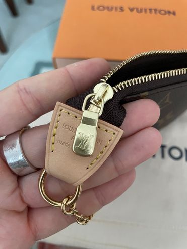 Louis Vuitton - Mini Pochette with Chain Strap Brown - $650 (13% Off  Retail) - From Osaka