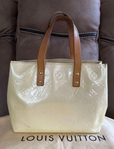 Louis Vuitton Reade White Patent Leather Handbag (Pre-Owned)