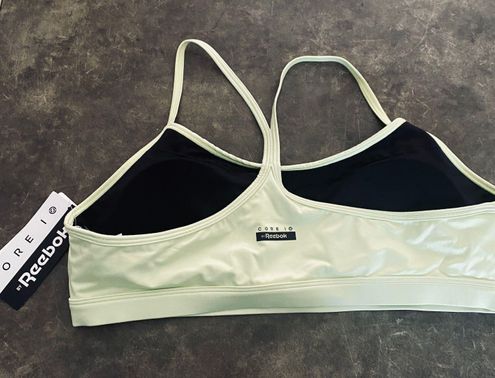 Reebok TRAINING ENTRENAMIENTO energy glow  sport bra Size XL - $16 (46%  Off Retail) - From jello